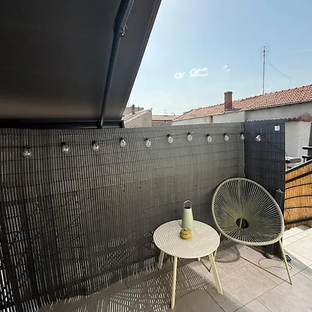 Chaleureux Duplex A Roanne